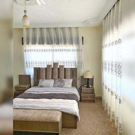 Jerash Gate Apartment จีราช ภายนอก รูปภาพ
