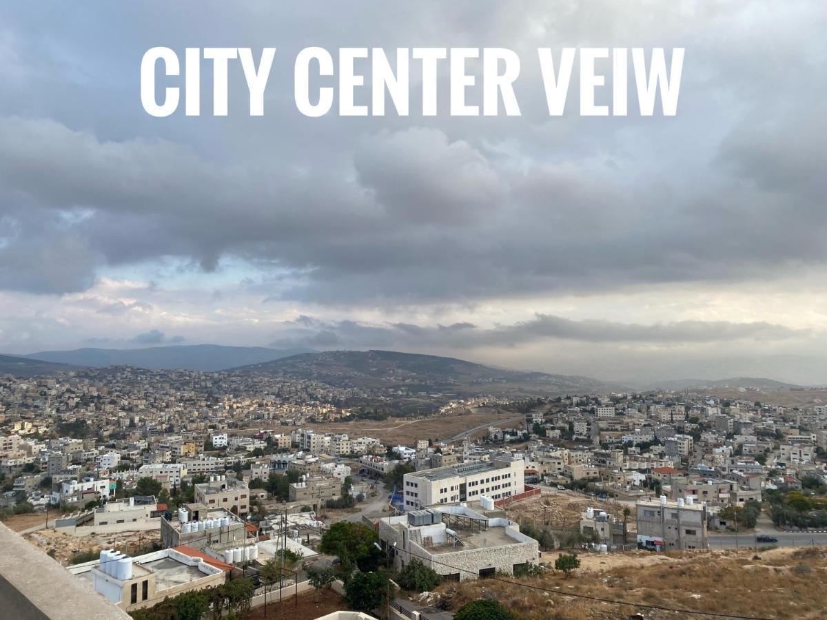 Jerash Gate Apartment จีราช ภายนอก รูปภาพ