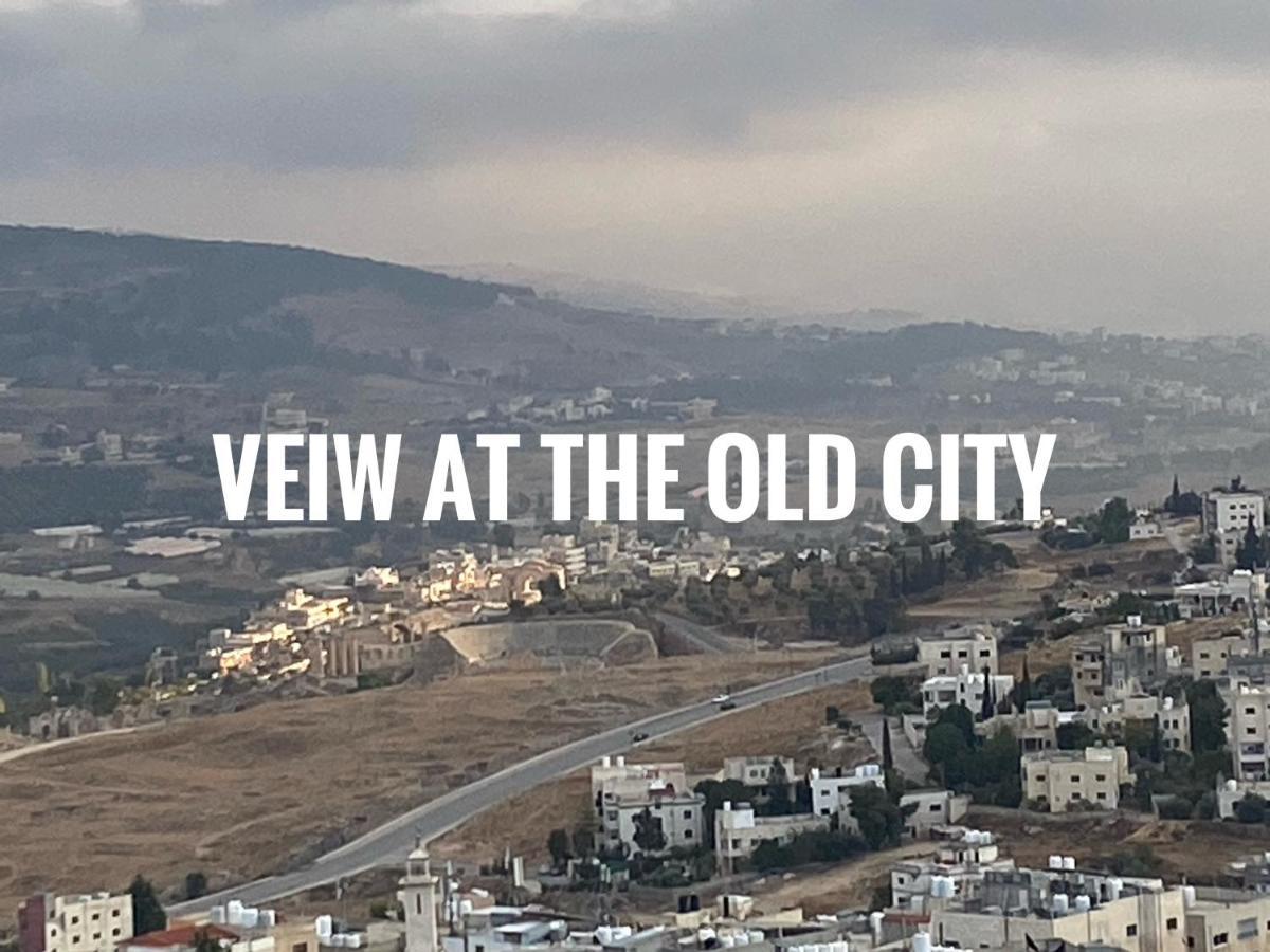 Jerash Gate Apartment จีราช ภายนอก รูปภาพ