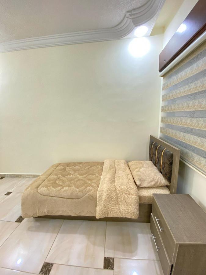 Jerash Gate Apartment จีราช ภายนอก รูปภาพ