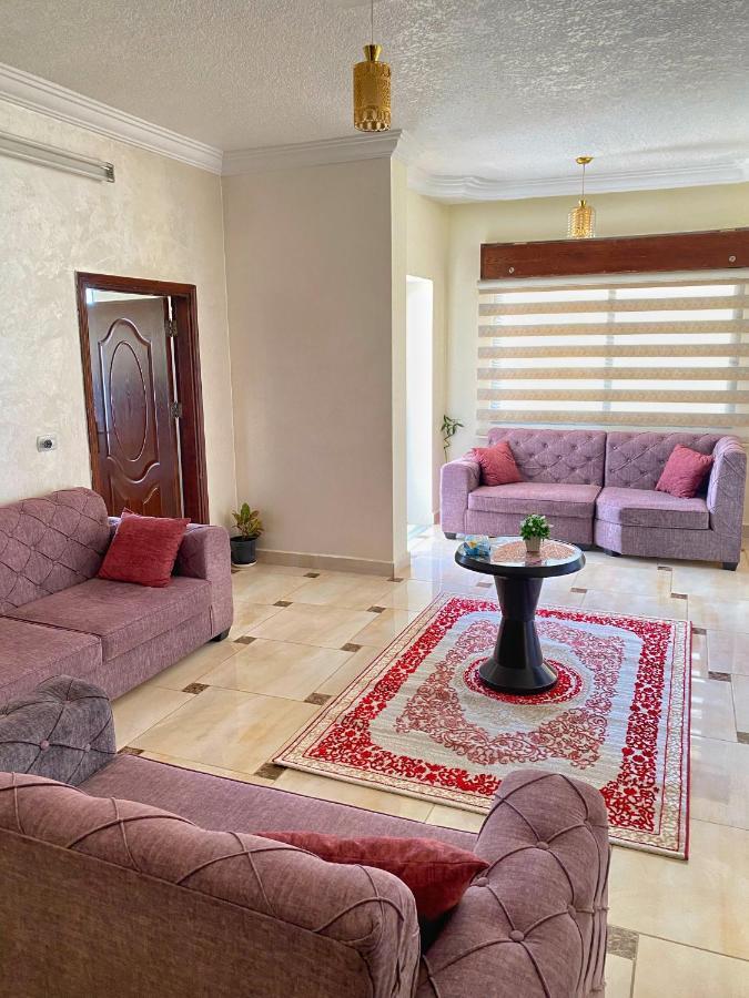 Jerash Gate Apartment จีราช ภายนอก รูปภาพ