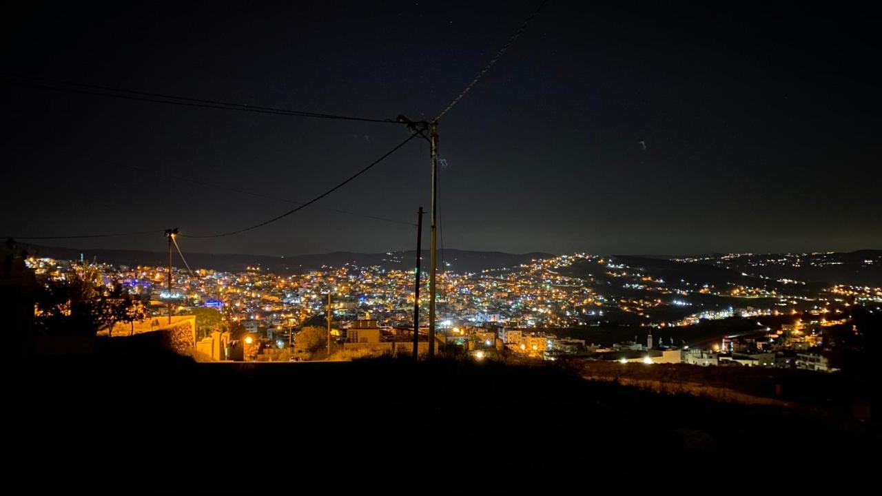 Jerash Gate Apartment จีราช ภายนอก รูปภาพ
